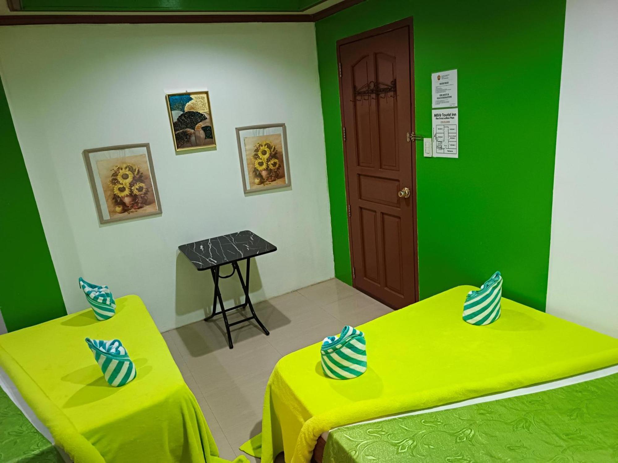 Milvir Tourist Inn El Nido Buitenkant foto